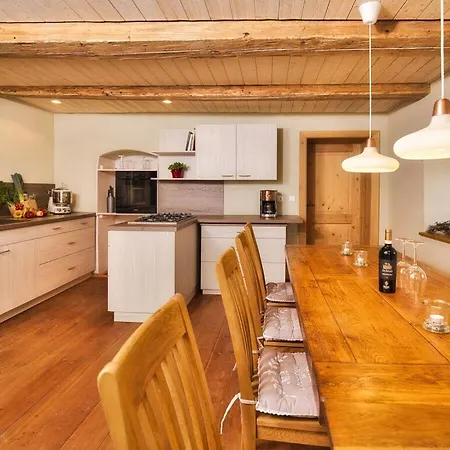 Oberprill Modern Retreat *
